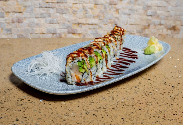 Dancing Eel Sushi Roll at Rock 'N Raw